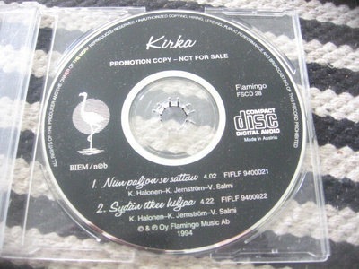 Kirka - Niin paljon se sattuu (promo cds)