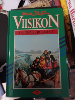 Enid Blyton Viisikon uudet seikkailut