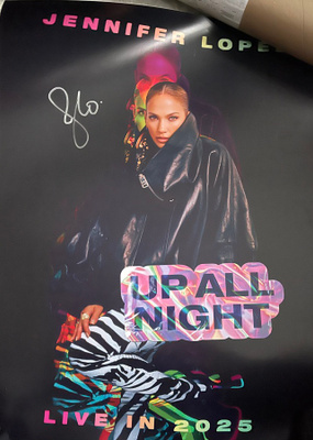Jennifer Lopez juliste nimikirjoituksella