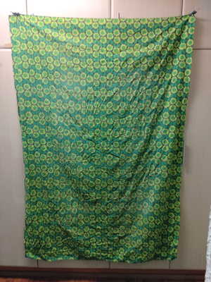 Vintage vihreä kukkakuosi pöytäliina