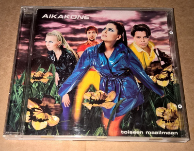 AIKAKONE TOISEEN MAAILMAAN CD