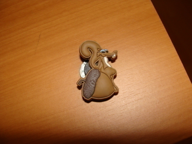 ICE AGE kenkäkoru, kenkäkoriste: Scratte