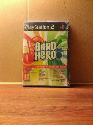PS 2: BAND HERO (NIB) PAL (EI HV)