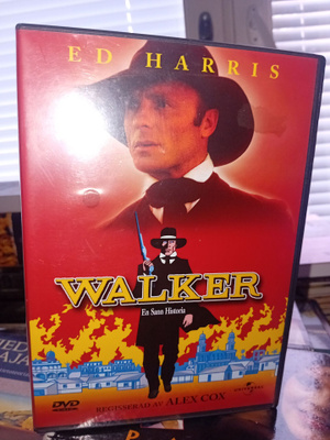 DVD Walker ( ohj. Alex Cox ) SIS POSTIKULU