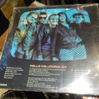 PELLE MILJOONA OY - MOOTTORITIE ON KUUMA LP NIMMAREILLA - pikkukuva 5
