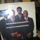 MODERN JAZZ QUARTET - BLUES.. LP US-66 EX-/EX+ - pikkukuva 1