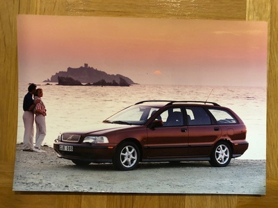 Lehdistökuva Volvo V40
