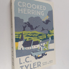 L. C. Tyler : Crooked herring - pikkukuva 1