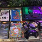 Sega Mega Drive -konsolipaketti + 4 peliä - pikkukuva 1