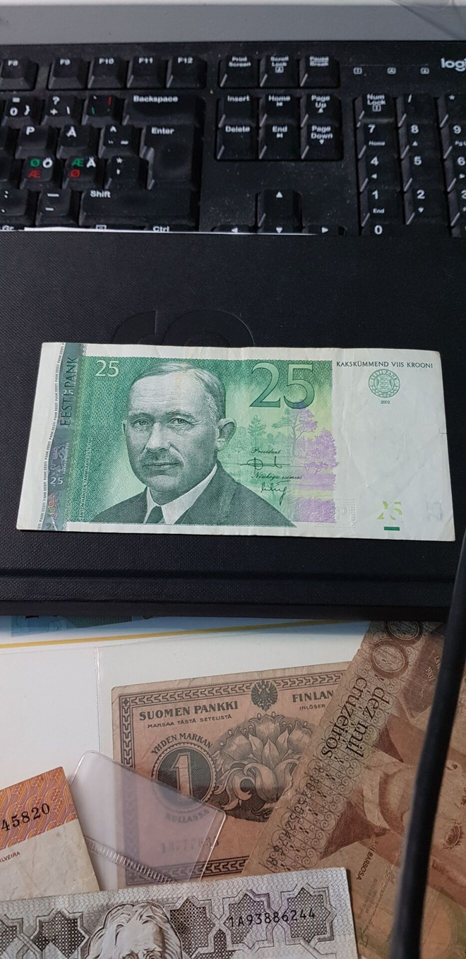 25 krooni  eesti 2002  kl 5