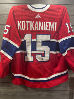 Jesperi Kotkaniemi Montreal Canadiens game worn pelipaita