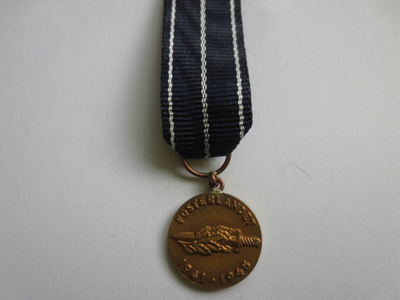 Jatkosodan  Mini  mitali    Ruotsinkielinen