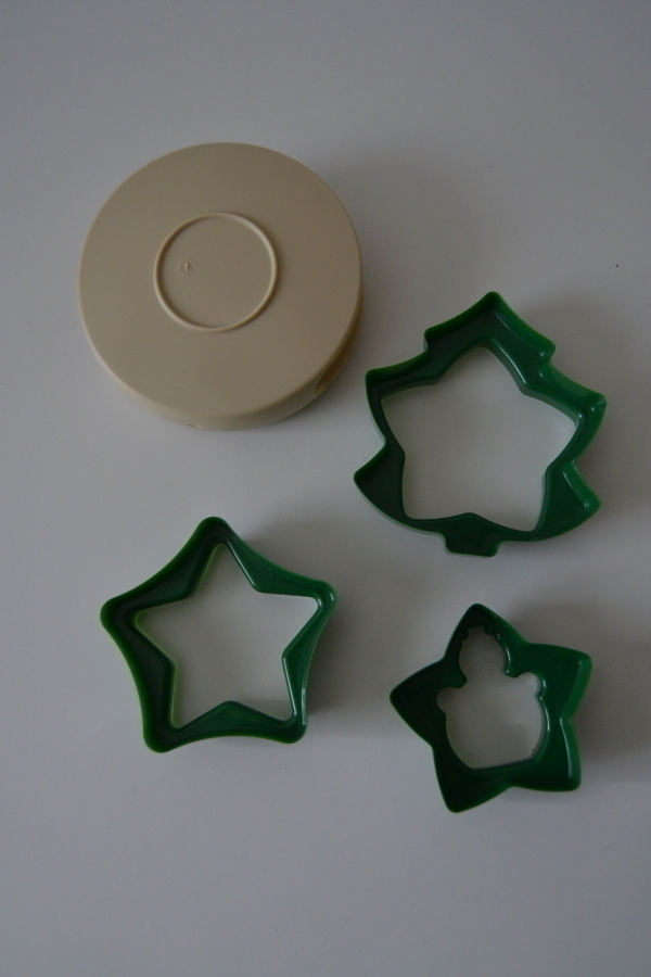 Tupperware piparkakkumuotit