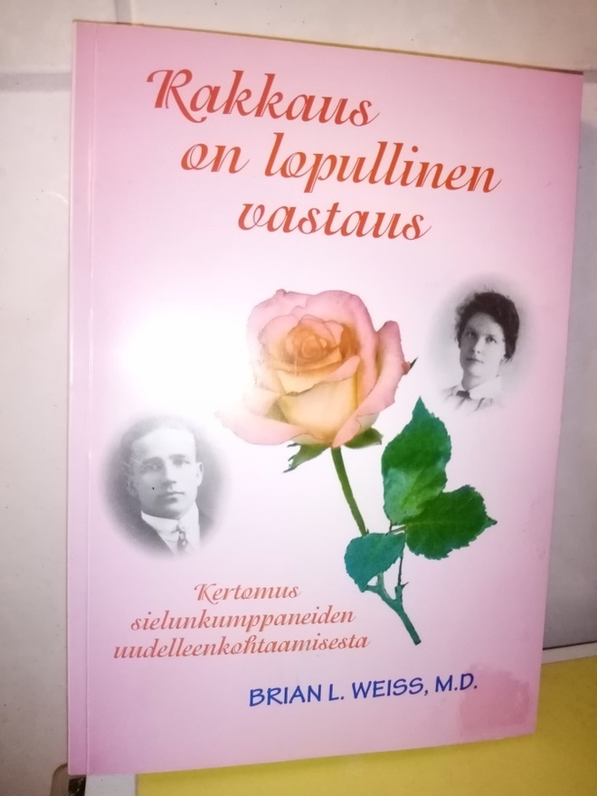 Weiss :  Rakkaus on lopullinen vastaus ( SIS POSTIKULU)