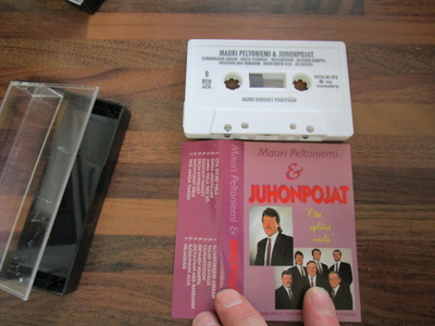 MAURI PELTONIEMI & JUHONPOJAT - ota syliisi vielä