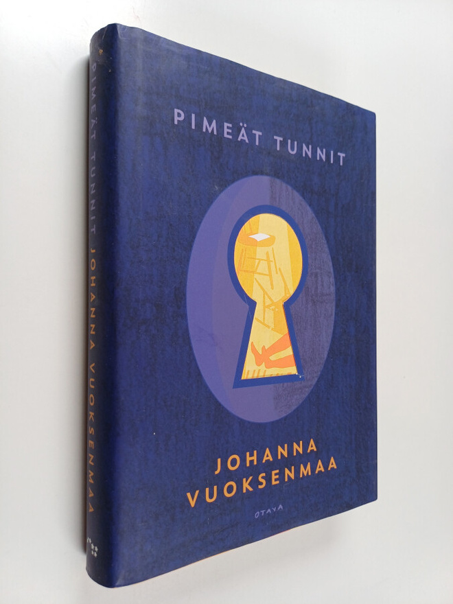 Johanna Vuoksenmaa : Pimeät tunnit
