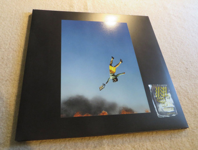 YEAH YEAH YEAHS: Cool it Down LP (Kelt vinyyli, vihko, Inner