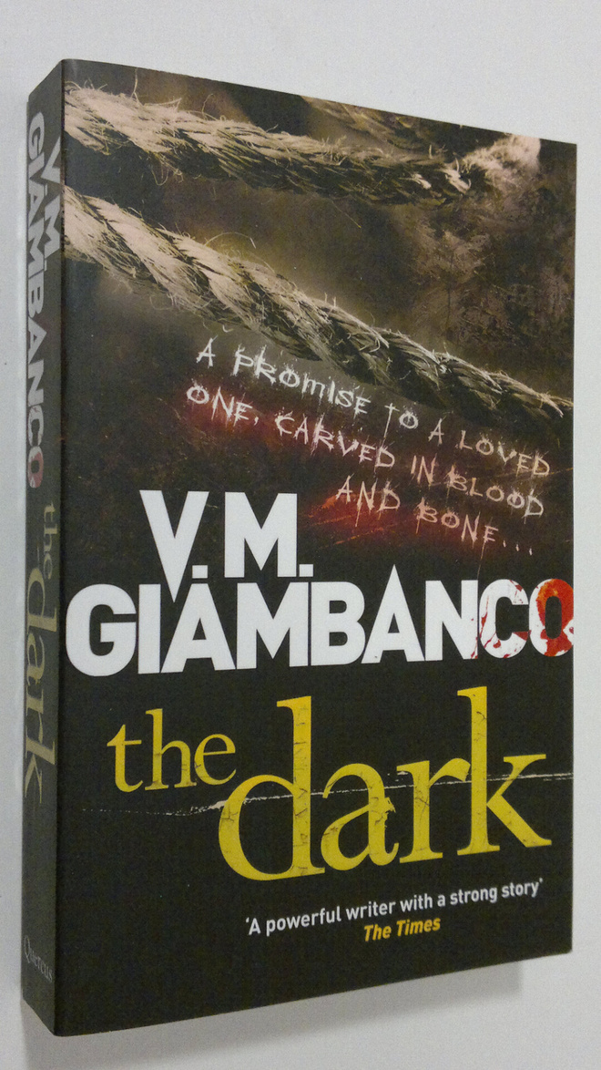 V. M. Giambanco : The Dark