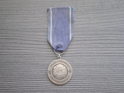 Vapaudenmitali 1. lk 1941, hopeaa