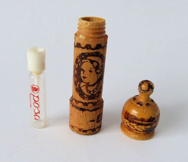 Hajuvesipullo - Rose Tree Glass - VARNA