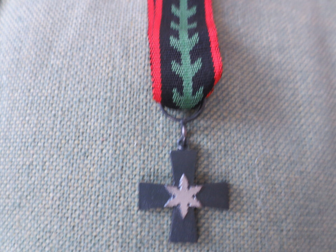 Aunus Ristin Pienoiskunniamerkki