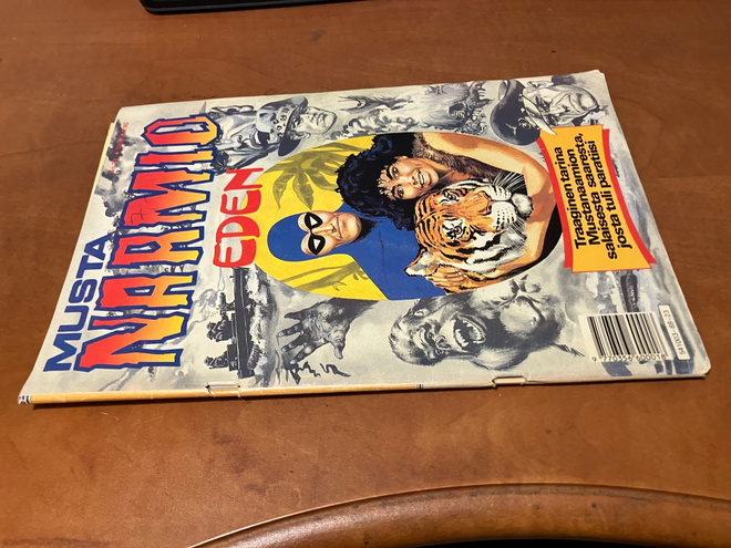 MUSTANAAMIO 23/1988