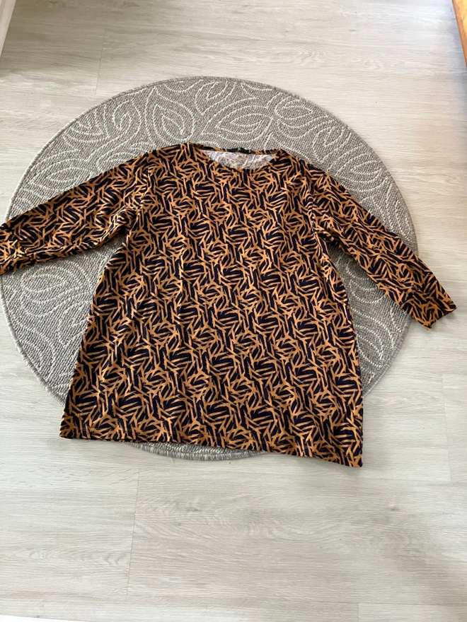 House XL 44-46 collegetunika