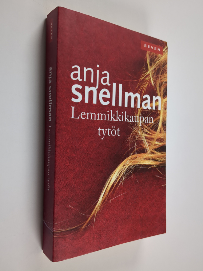 Anja Snellman : Lemmikkikaupan tytöt | Huuto.net