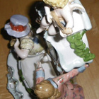 Pöytäkello, Meissen-posliinia, rokokoofiguureilla - pikkukuva 2