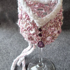 Alina´s Handmade virkattu Kantoapu viinilasille - pikkukuva 1