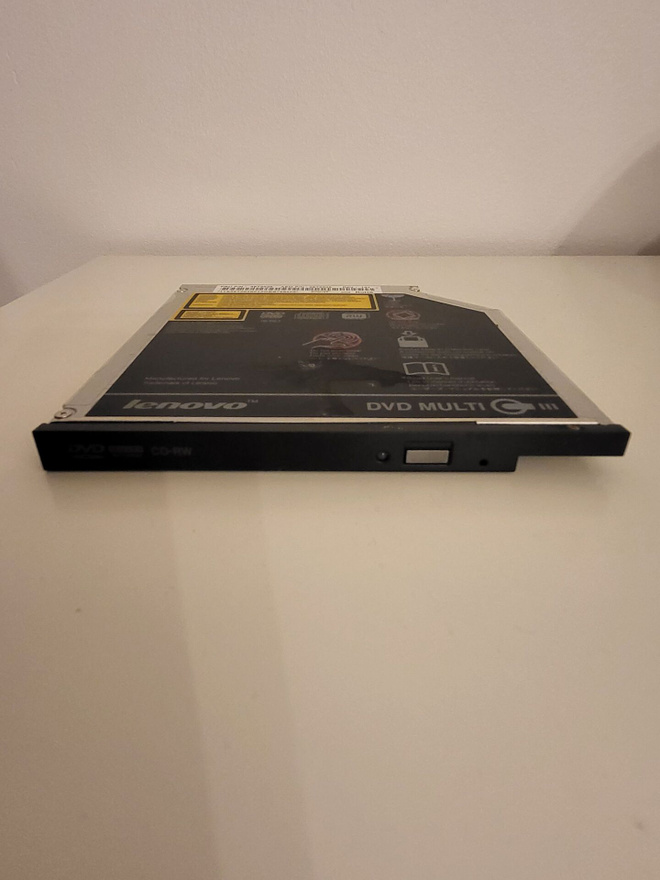 DVD asema kannettaville