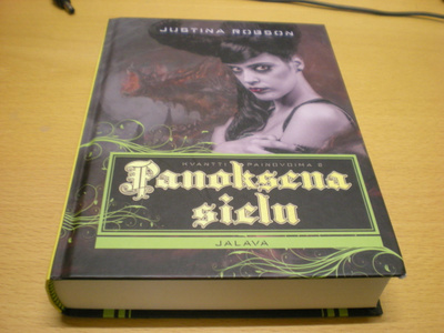 Justina Robson: Panoksena sielu - Kvanttipainovoima 2