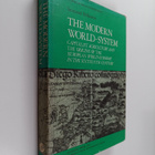 Immanuel Wallerstein : The modern world-system : capitali... - pikkukuva 1