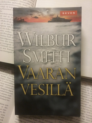Wilbur Smith - Vaaran vesillä (pokkari)