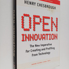 Henry W. Chesbrough : Open innovation : the new imperativ... - pikkukuva 1