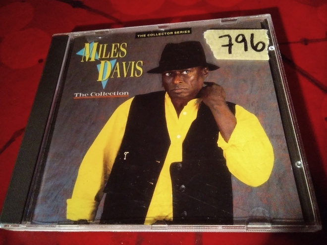 MILES DAVIS - THE COLLECTION  CD