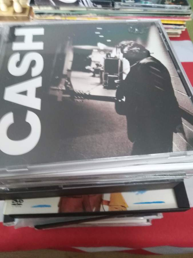 Johnny Cash  American III : Solitary Man