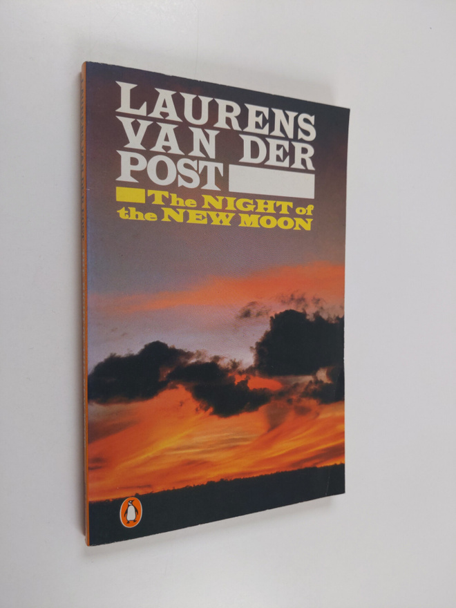 Laurens Van der Post : The night of the new moon