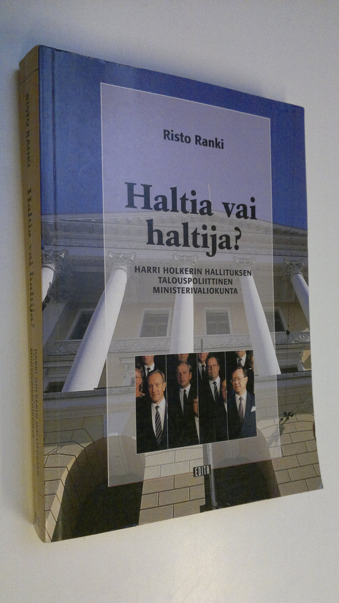 Risto Ranki : Haltia vai haltija : Harri Holkerin hallitu...