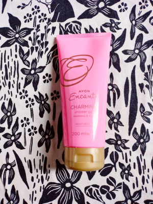 ~Avon Encanto charming suihkugeeli~