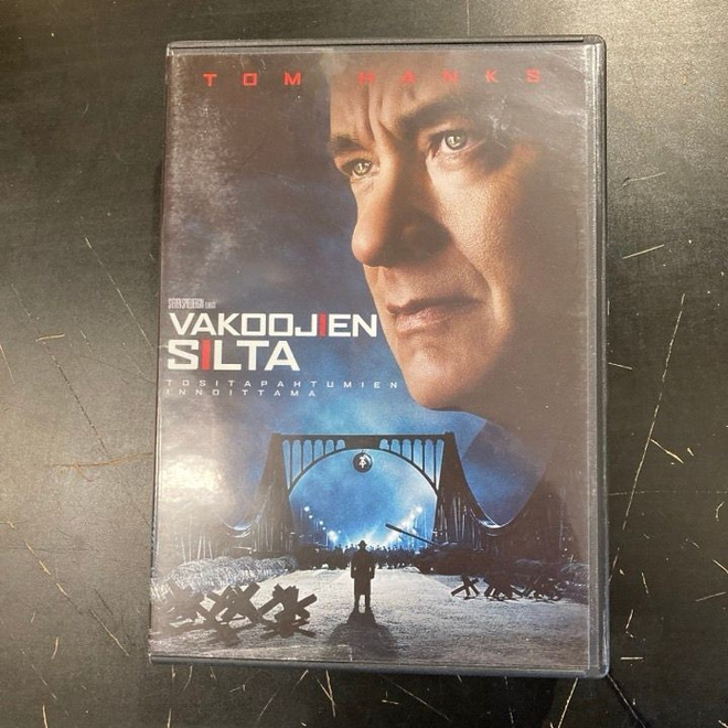 Vakoojien silta DVD