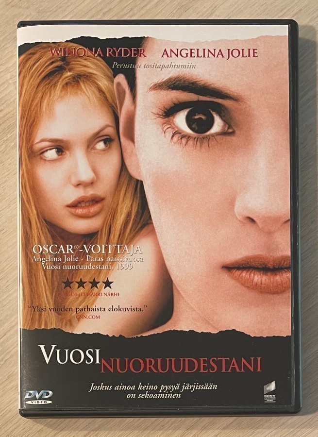 Vuosi nuoruudestani (1999) Winona Ryder (UUSI)
