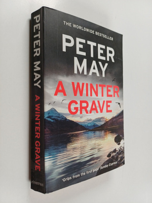 Peter May : A Winter Grave