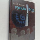David Almond : Pimeän peli (signeerattu, tekijän omiste) - pikkukuva 1