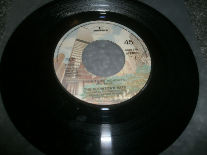 Boomtown Rats: I Dont Like Mondays 7"