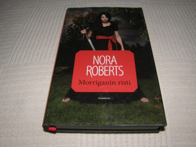 Nora Roberts Morriganin risti  -sid