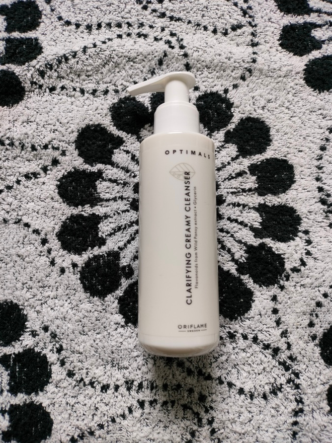 ~Oriflame Optimals Clarifying -kasvojen puhdistusaine~