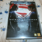 BATMAN v SUPERMAN - pikkukuva 1