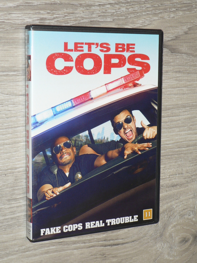 Let's Be Cops - DVD