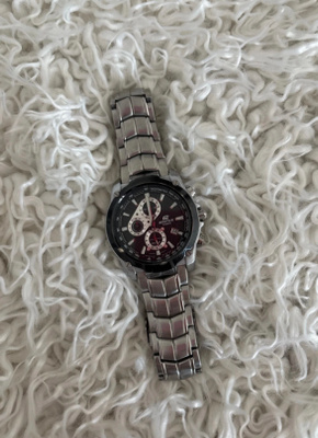 Casio Edfice rannekello